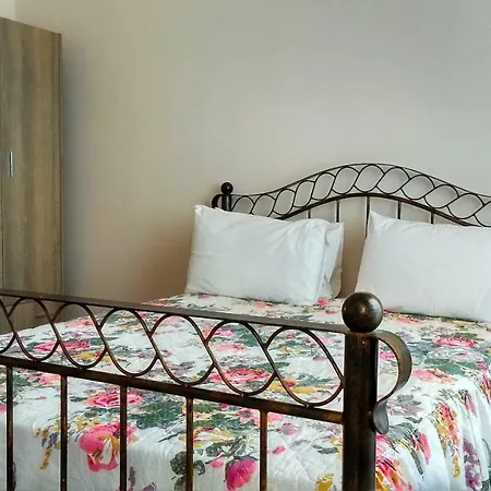 Aggelina's Cotagge Appartement *